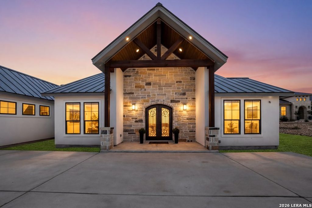 Photo of 877 Annabelle Ave, Bulverde, TX 78163 (MLS # 1950155)