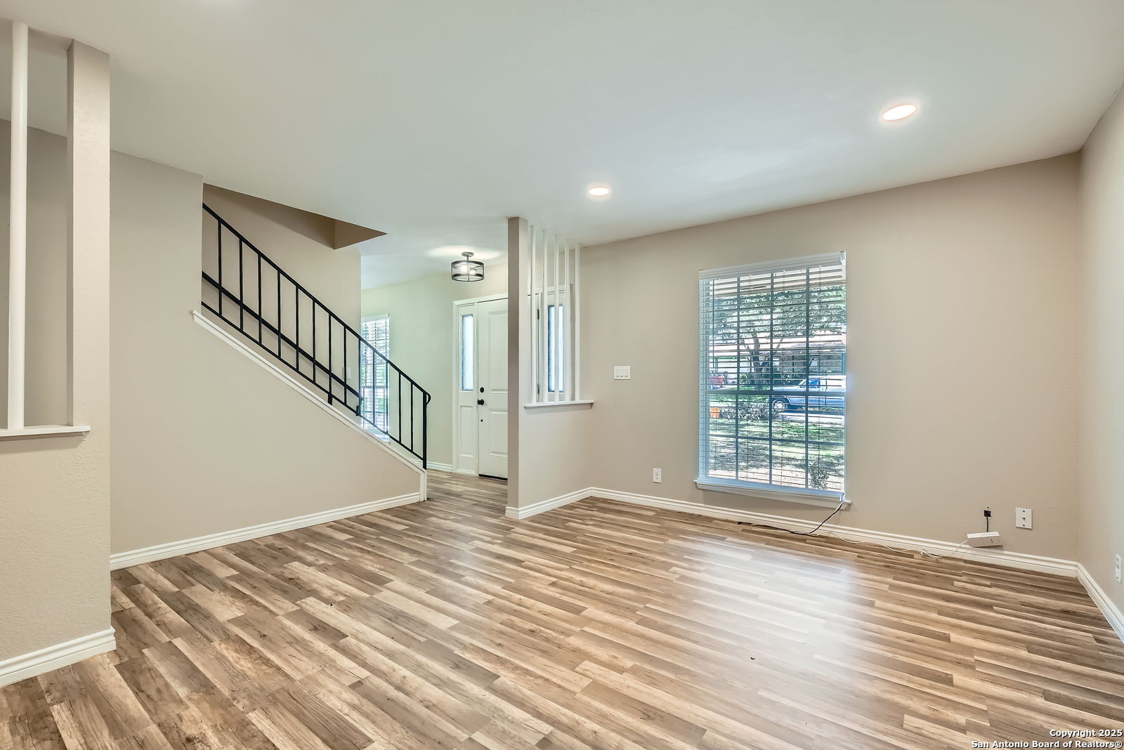 6722 Buckley