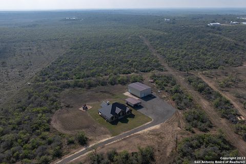 A home in Devine