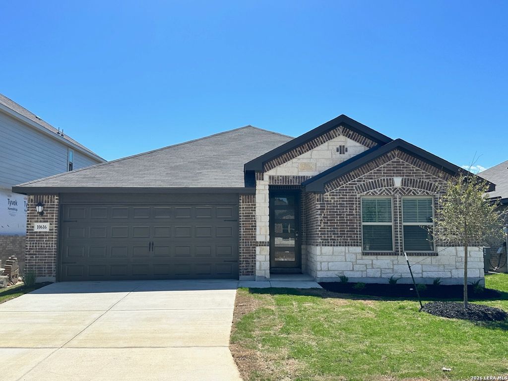 Photo of 10616 yellowtail blvd, Boerne, TX 78006 (MLS # 1946879)