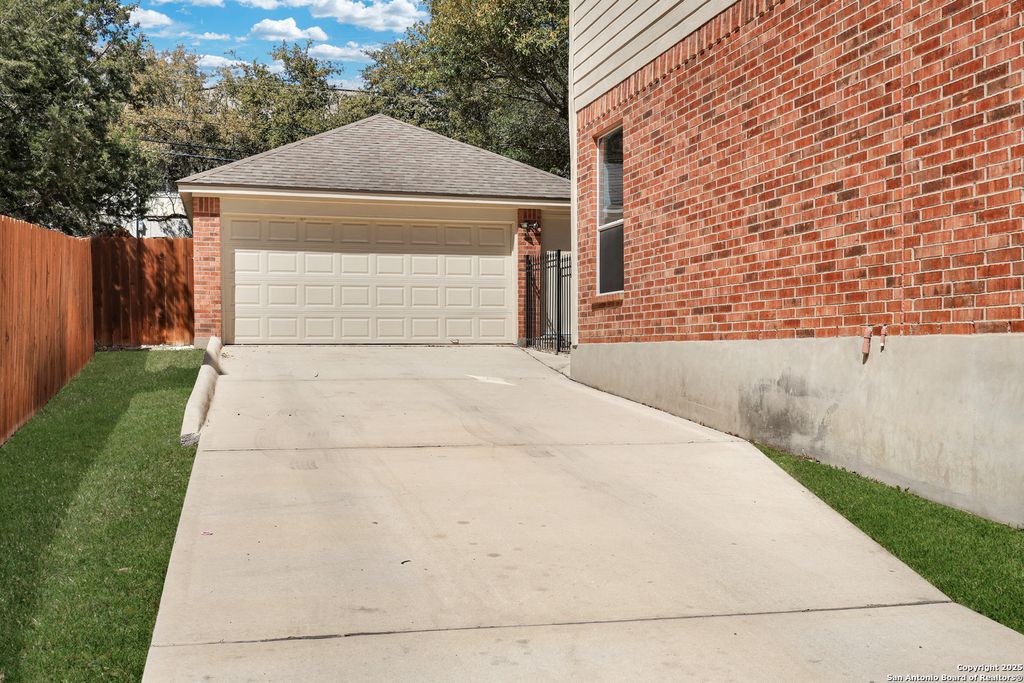 listing image 39