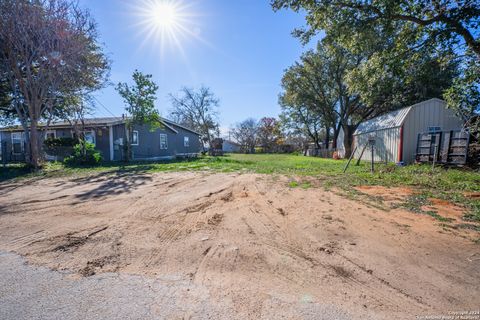 Photo for 7988 E 5TH ST, Somerset, TX 78069 (MLS # 1744331)