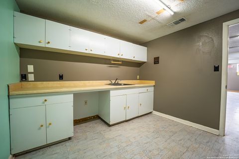 Tiny photo for 7050 US Highway 87, China Grove, TX 78263 (MLS # 1840291)