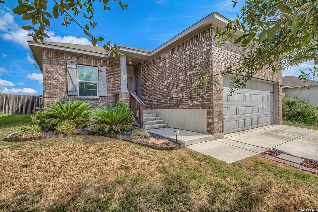 Photo of 405 Hunters Ranch E., San Antonio, TX 78253 (MLS # 2017578)