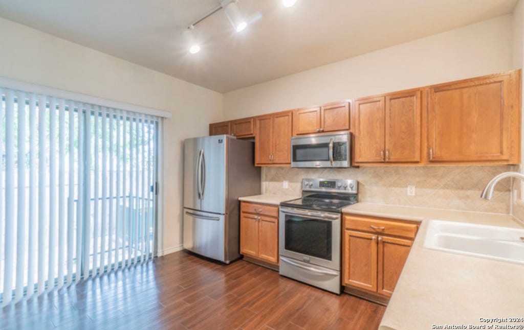 Photo of 6214 W Jolie, San Antonio, TX 78240 (MLS # 2003659)