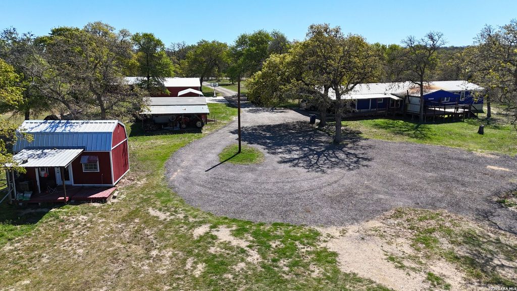 Photo of 470 Lyon, Seguin, TX 78155 (MLS # 1936533)