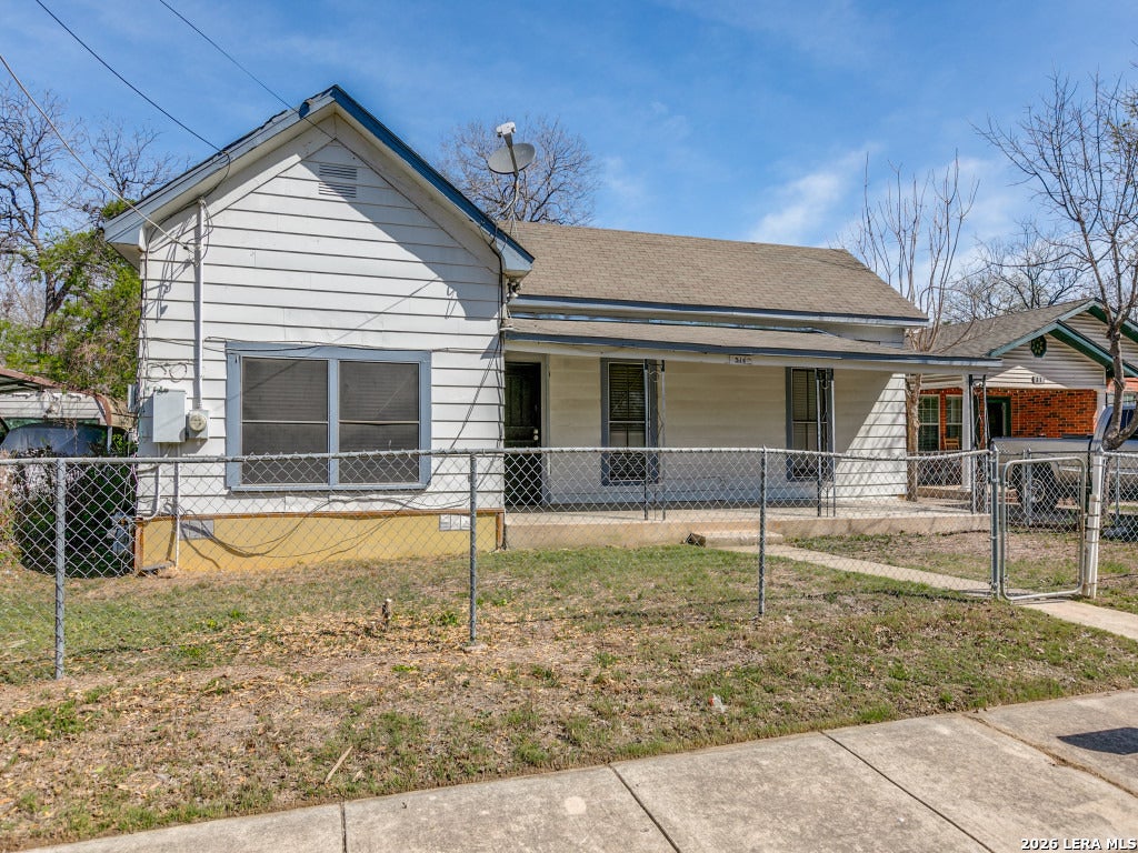 Photo of 311 Cottonwood, San Antonio, TX 78214 (MLS # 1993637)