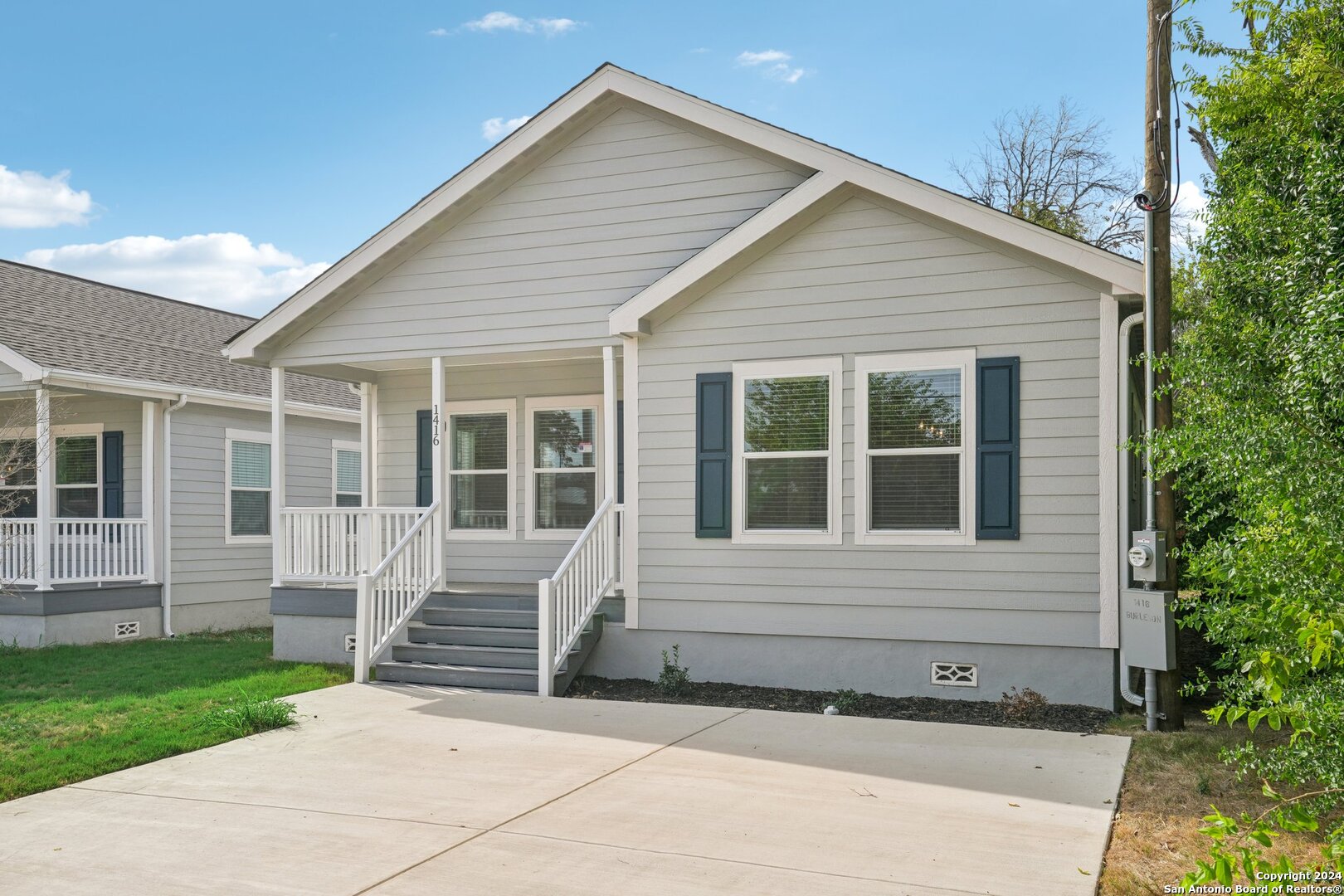 1416 BURLESON