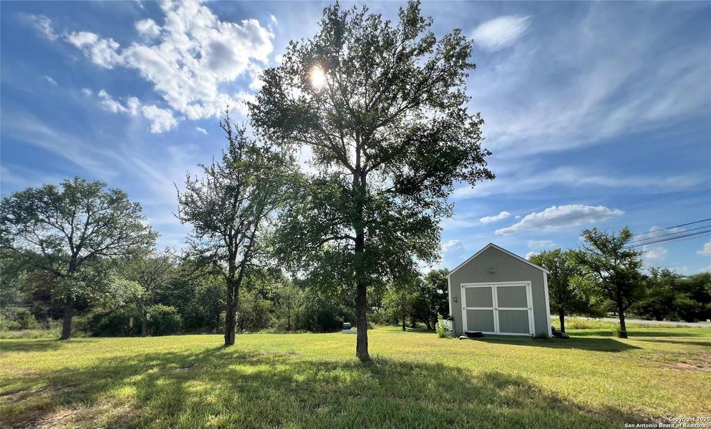 Photo of 5 FM 2147, Horseshoe Bay, TX 78657 (MLS # 1897550)