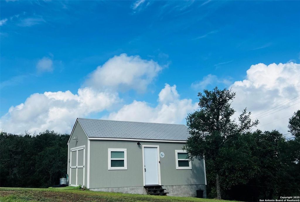 Photo of 5 FM 2147, Horseshoe Bay, TX 78657 (MLS # 1897550)