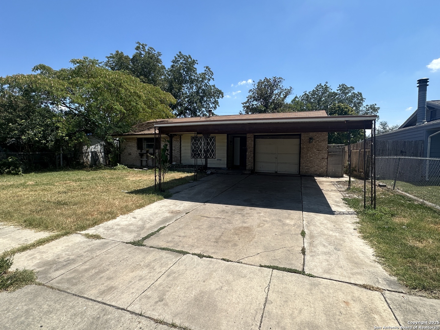 5006 Village Way