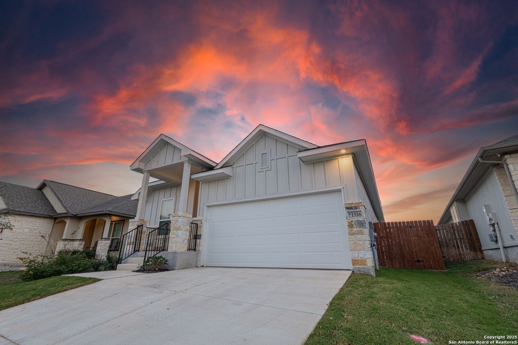 Photo of 1516 SPECHTS, New Braunfels, TX 78132 (MLS # 1925009)