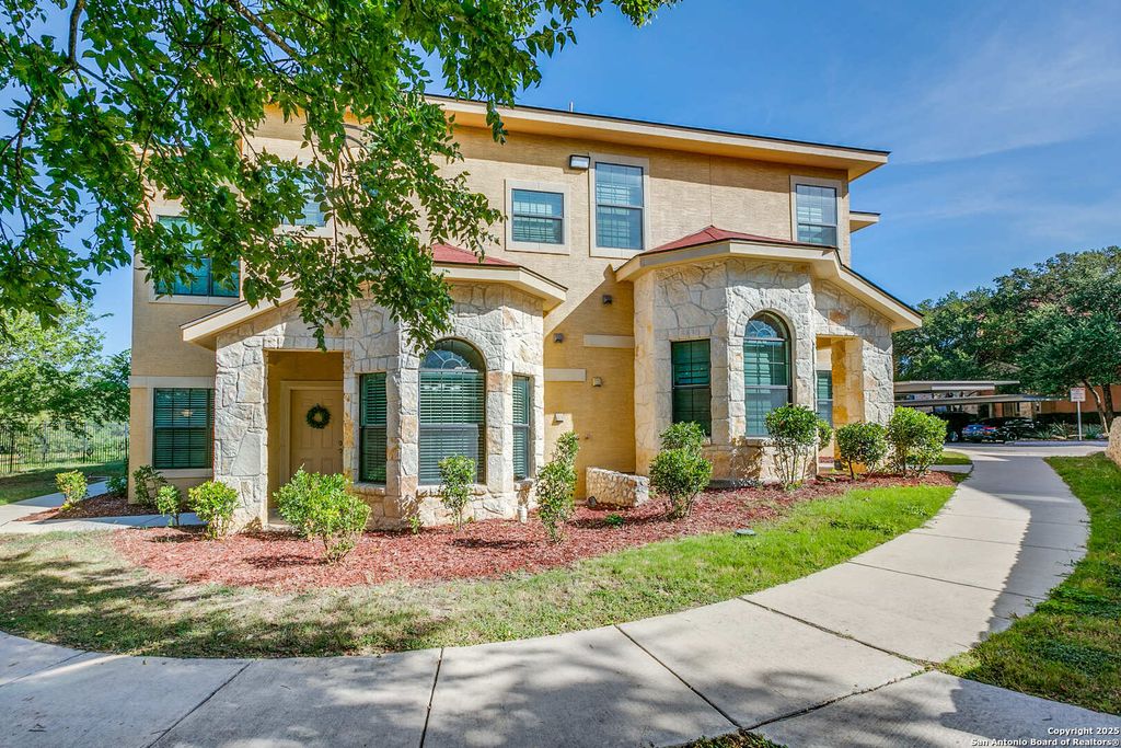 Photo of 6160 Eckhert Road 1005 #1005, San Antonio, TX 78240 (MLS # 1892925)