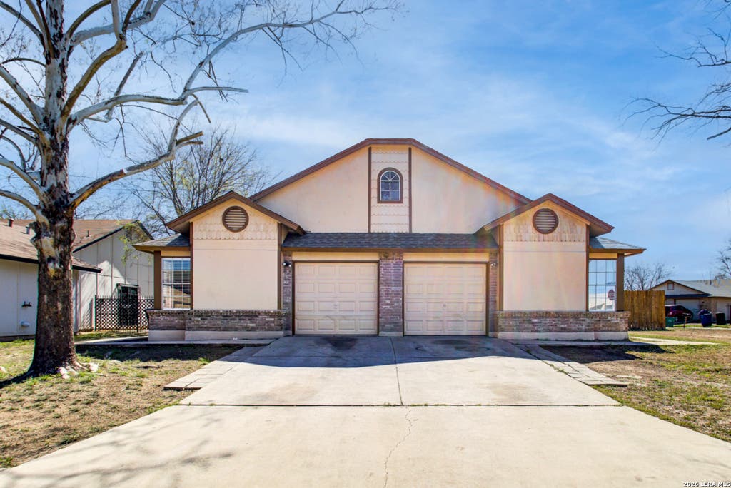 Photo of 5279 MEADOW RISE ST, San Antonio, TX 78250 (MLS # 2010263)
