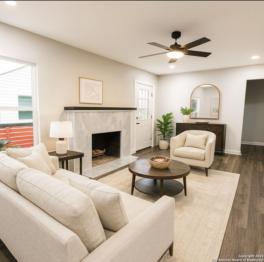 Photo of 1614 Steves, San Antonio, TX 78210 (MLS # 1926603)