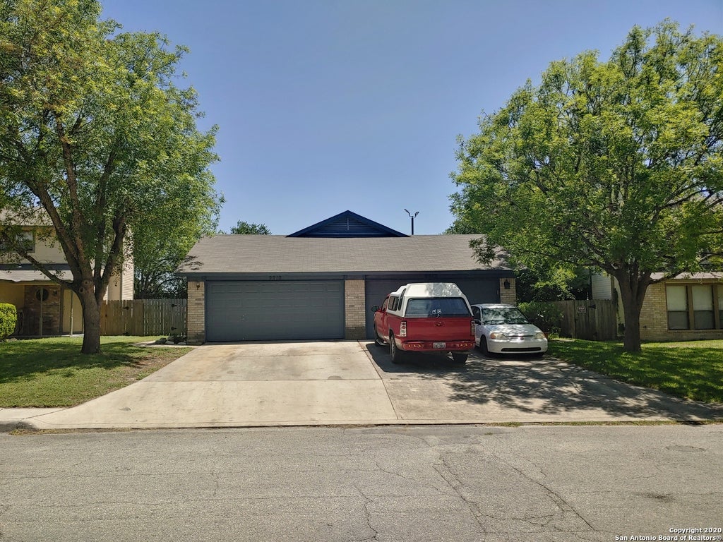 Photo of 9912 Ardash Ln, San Antonio, TX 78250 (MLS # 2020343)
