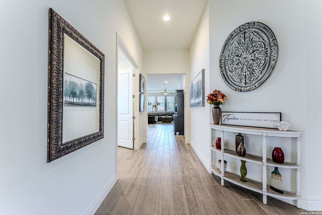 Photo of 29775 Slate CRK, Boerne, TX 78015 (MLS # 1939505)