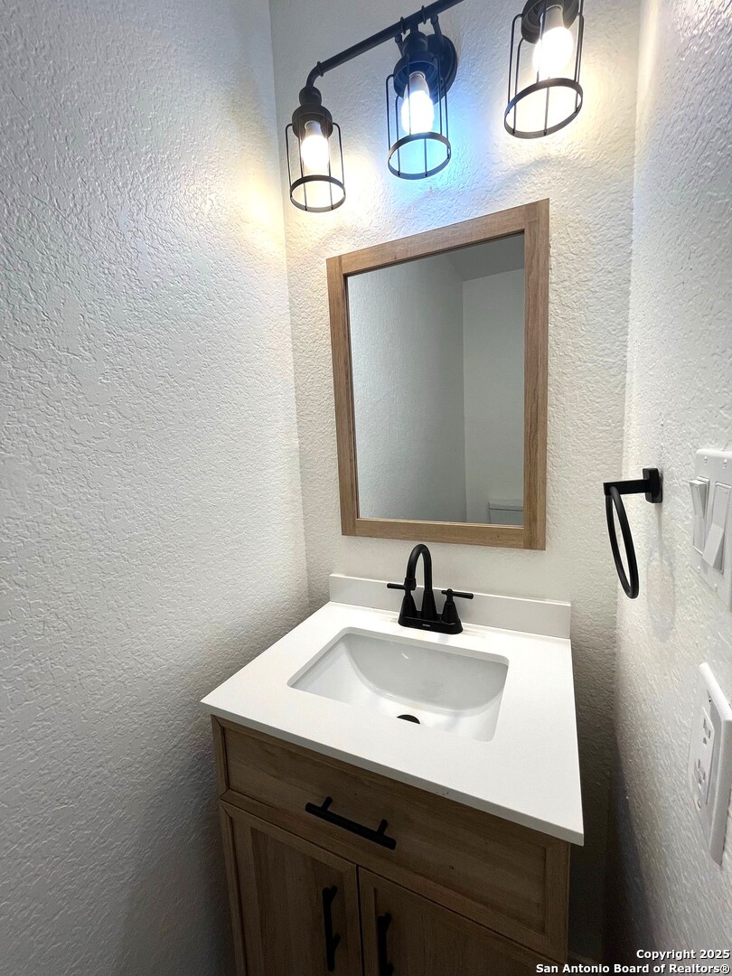 San Antonio, Texas 78224, United States, 4 Bedrooms Bedrooms, ,3 BathroomsBathrooms,Residential,Active,153494