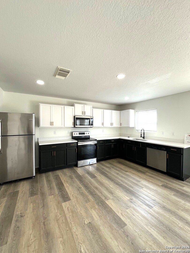 San Antonio, Texas 78224, United States, 4 Bedrooms Bedrooms, ,3 BathroomsBathrooms,Residential,Active,153494