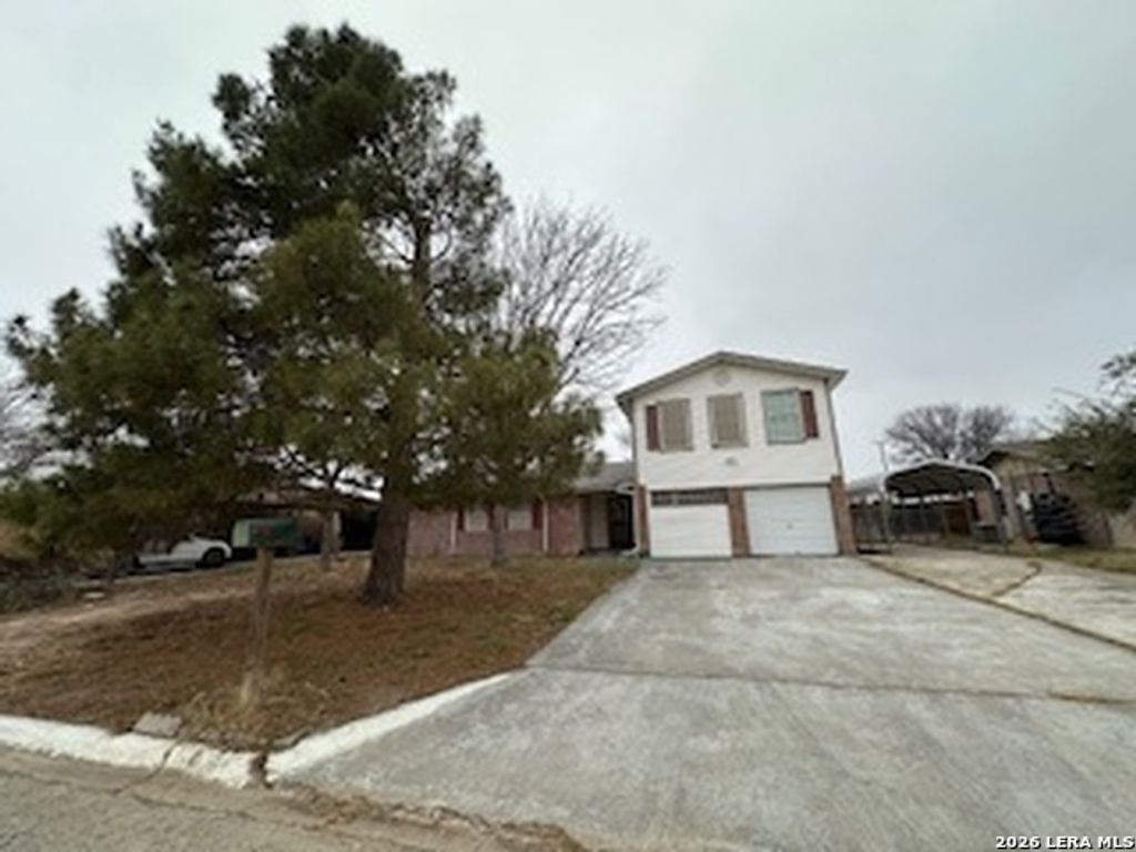Photo of 114 Danielle Dr., Del Rio, TX 78840 (MLS # 1944581)