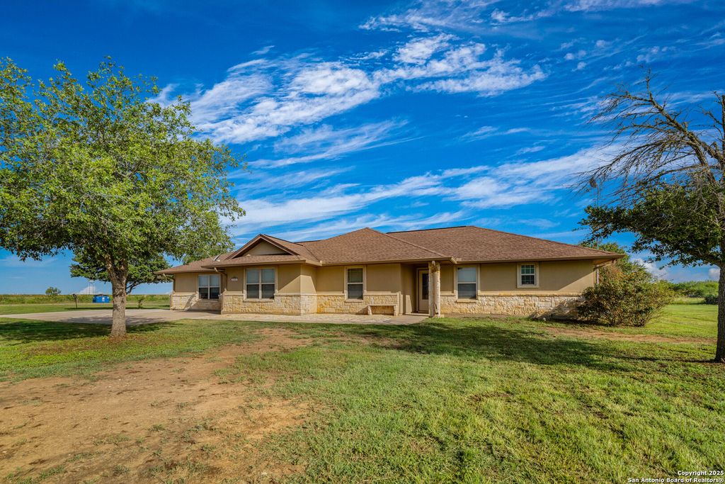 Photo of 2387 Fm 537, Floresville, TX 78114 (MLS # 1883863)