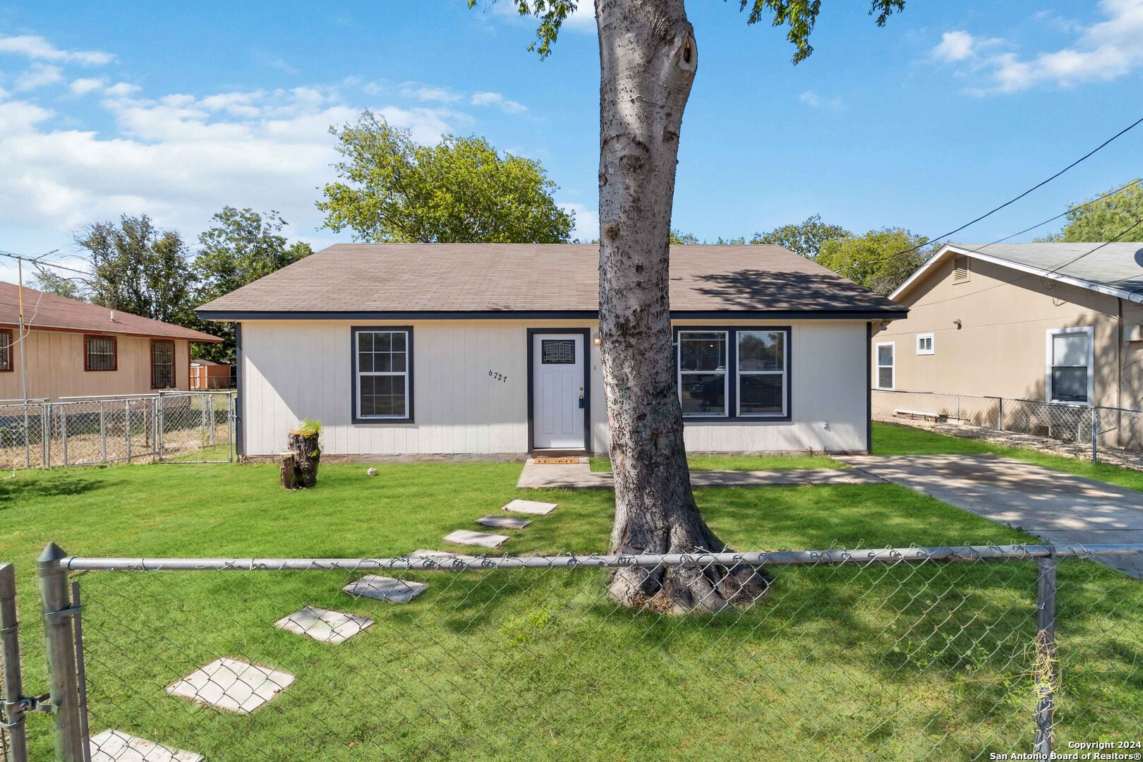 View San Antonio, TX 78227 house