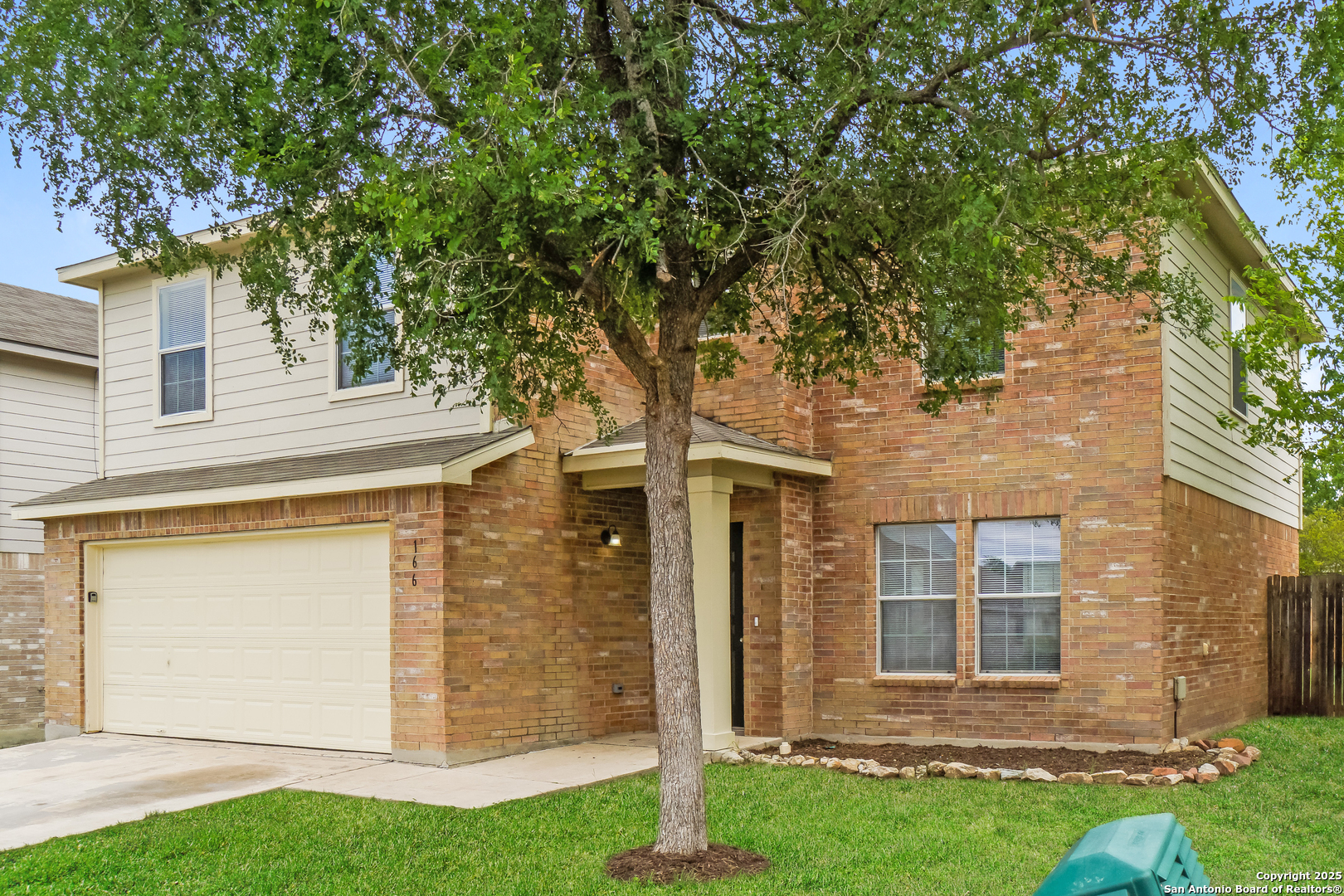 166 Birchwood Bay