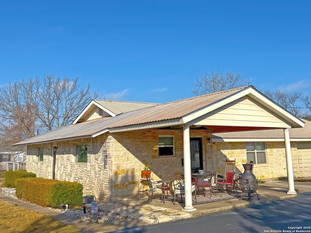 Photo of 702 schubert, Fredericksburg, TX 78624 (MLS # 1861849)