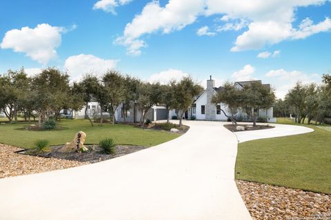 Photo of 931 Belle Oaks, Bulverde, TX 78163 (MLS # 1926226)