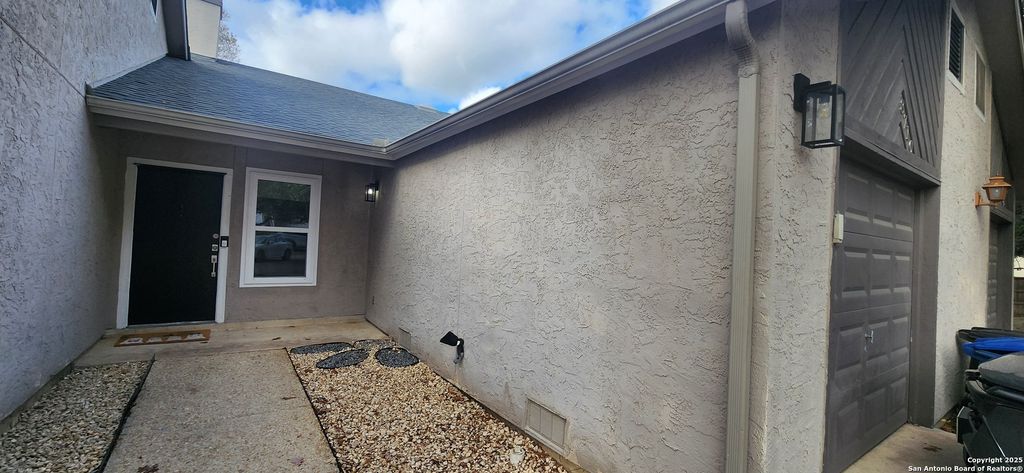 Photo of 8710 Stream Cir, San Antonio, TX 78250 (MLS # 1930294)
