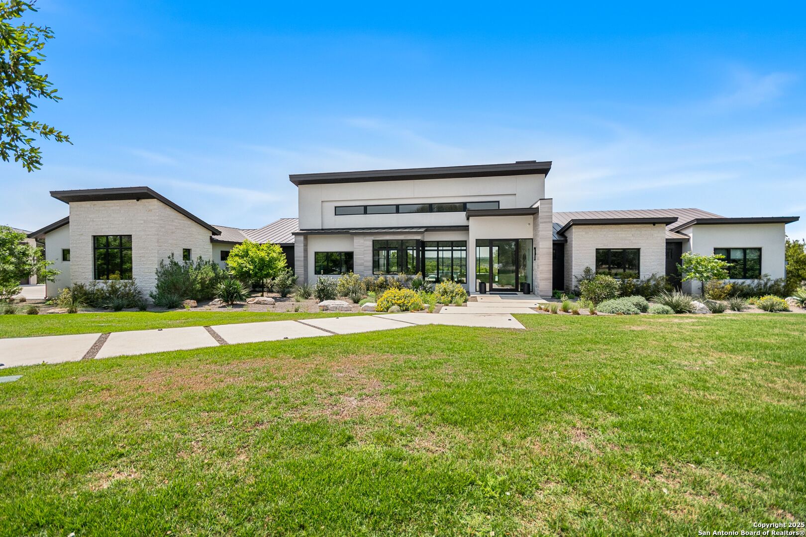 125 Monterey Trail