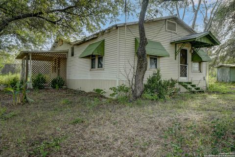 A home in Lytle