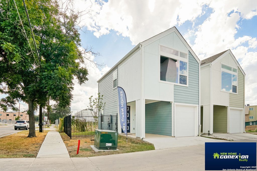 Photo of 310 W Evergreen St #113, San Antonio, TX 78212 (MLS # 1926566)