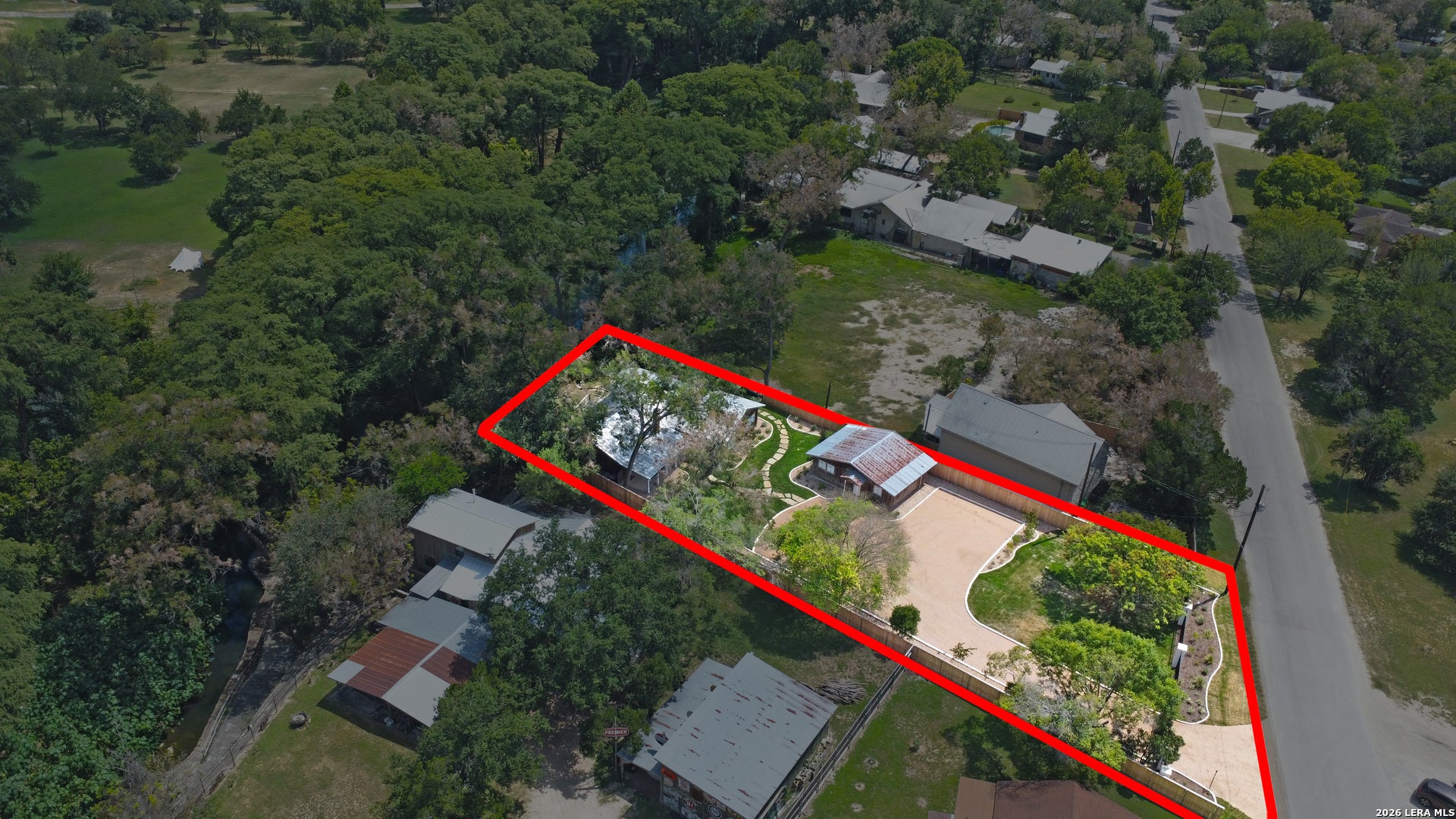 2221 GRUENE RD