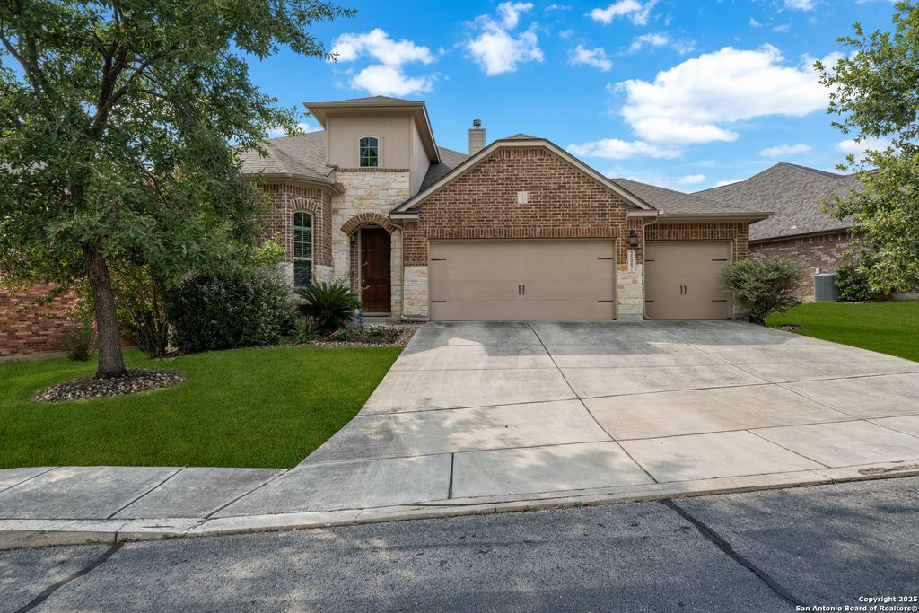 Photo of 25007 Seal Cove, San Antonio, TX 78255 (MLS # 1909108)