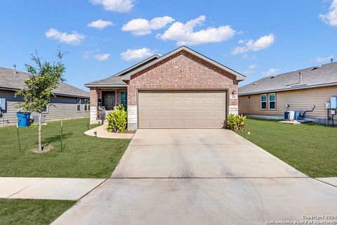 A home in Floresville