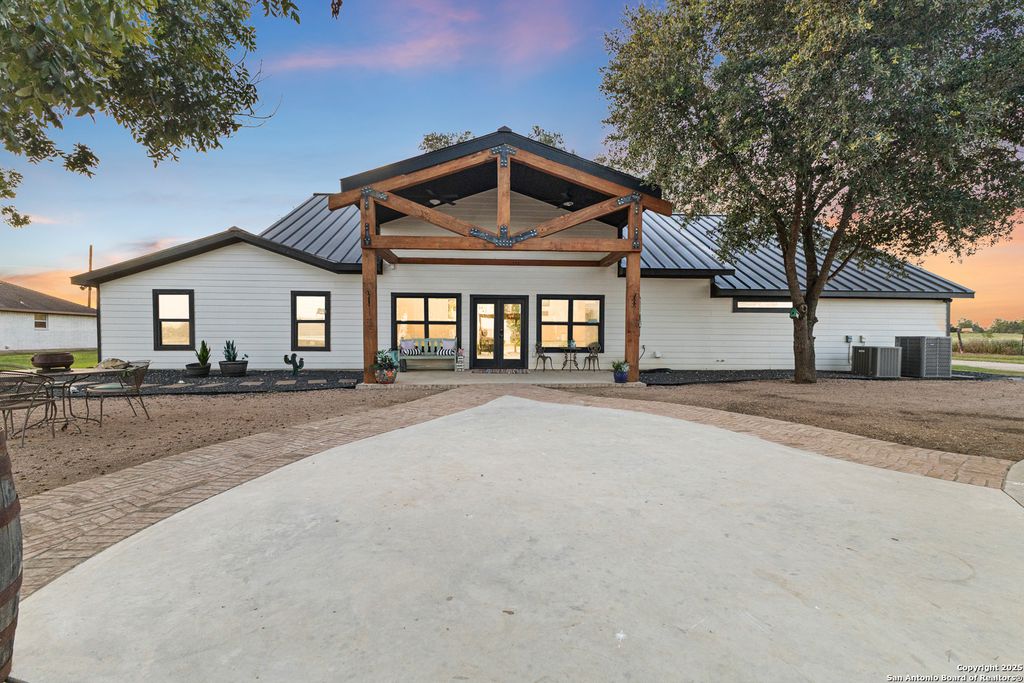 Photo of 1591 Leissner School, Seguin, TX 78155 (MLS # 1915459)