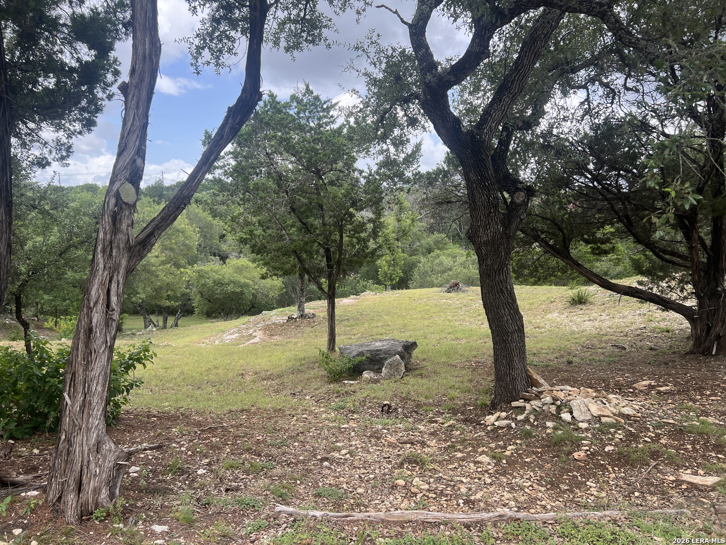 Photo 1 of 16 — 439 Twilight, Canyon Lake, TX 78133