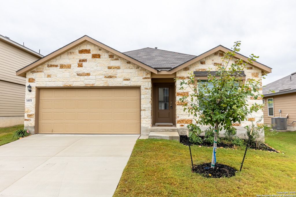 Photo of 14831 sabine loop, San Antonio, TX 78253 (MLS # 1926052)