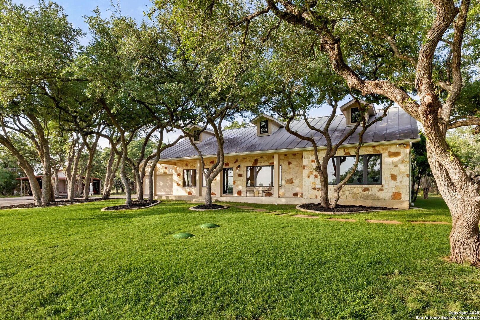 29720 Twin Creeks