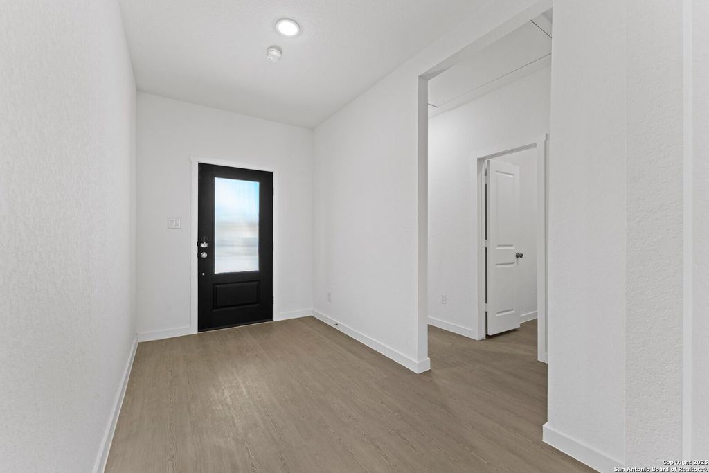 Photo of 1240 Fox Wing Way, New Braunfels, TX 78132 (MLS # 1922696)