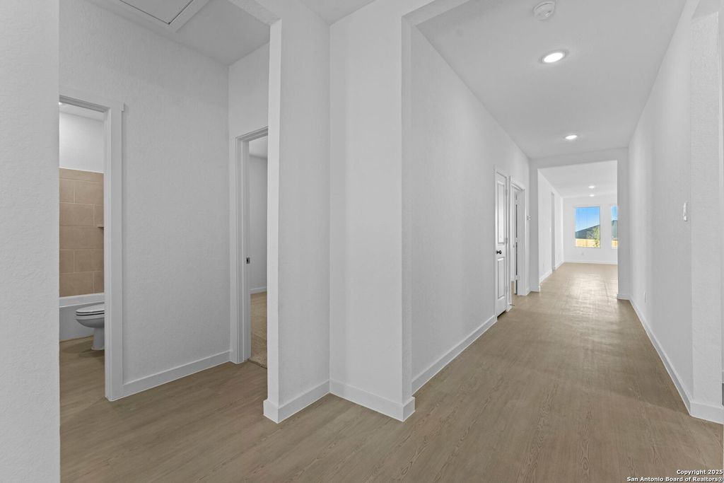 Photo of 1240 Fox Wing Way, New Braunfels, TX 78132 (MLS # 1922696)