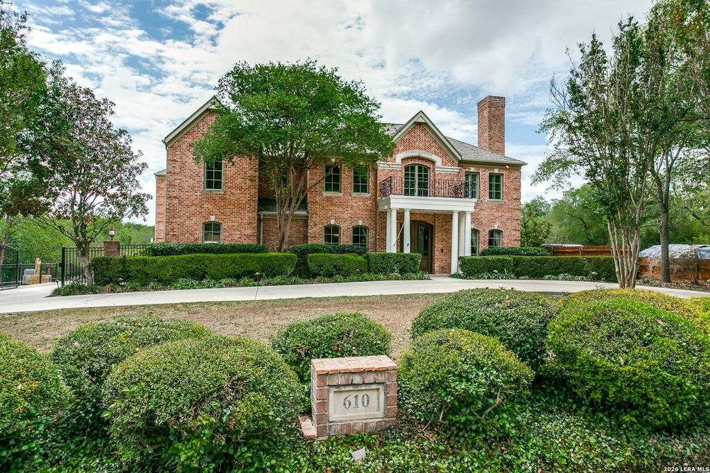 Photo of 610 TERRELL RD, San Antonio, TX 78209 (MLS # 1957302)