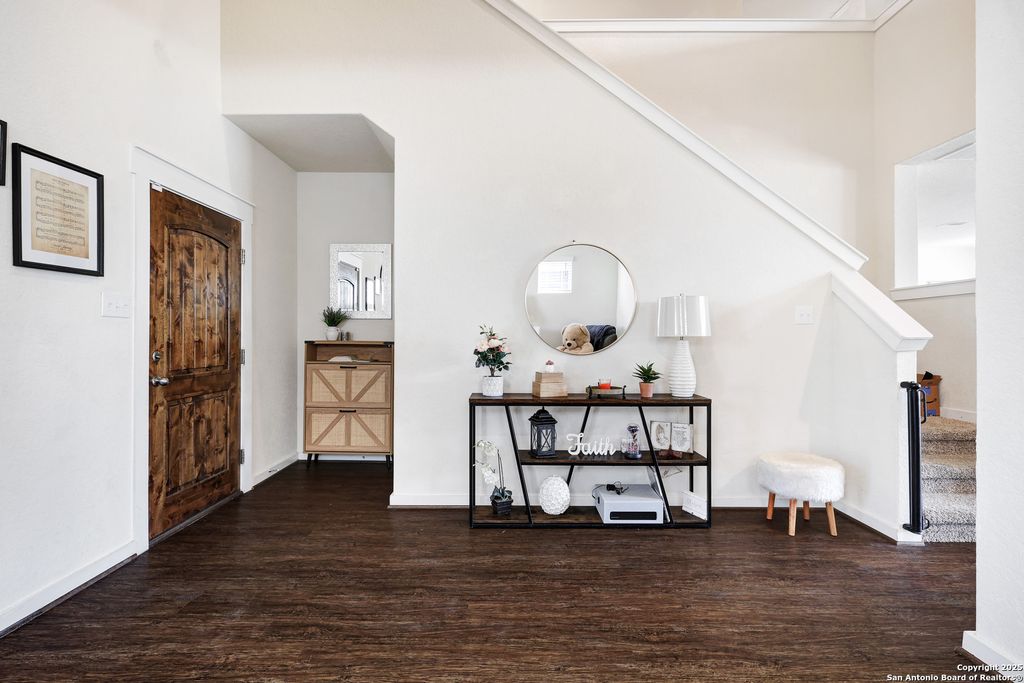 Photo of 10614 Rosalina Loop, Converse, TX 78109 (MLS # 1912704)