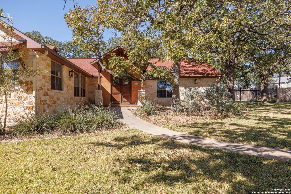Photo of 1200 Doe Run, Fredericksburg, TX 78624 (MLS # 1930156)