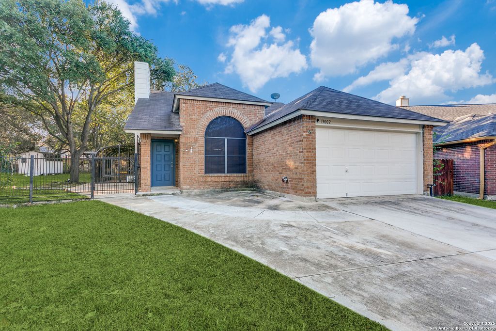Photo of 13002 Cavern Park, San Antonio, TX 78249 (MLS # 1925607)