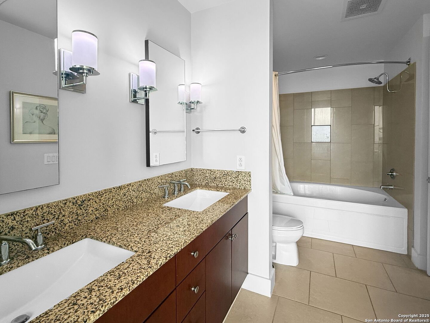 610 E Market 3213