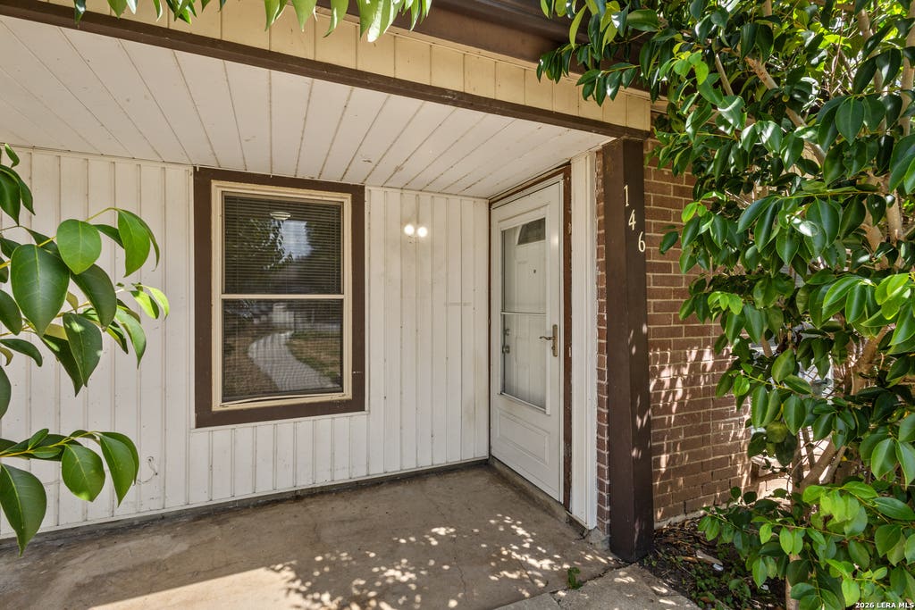 Photo of 146 Stapleton St, San Antonio, TX 78227 (MLS # 2004047)