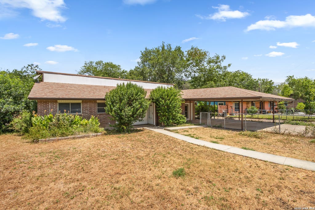 Photo of 146 Stapleton St, San Antonio, TX 78227 (MLS # 2004047)