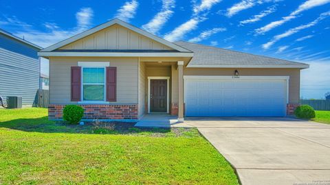 13406 Flower Pond St Hedwig TX 78152